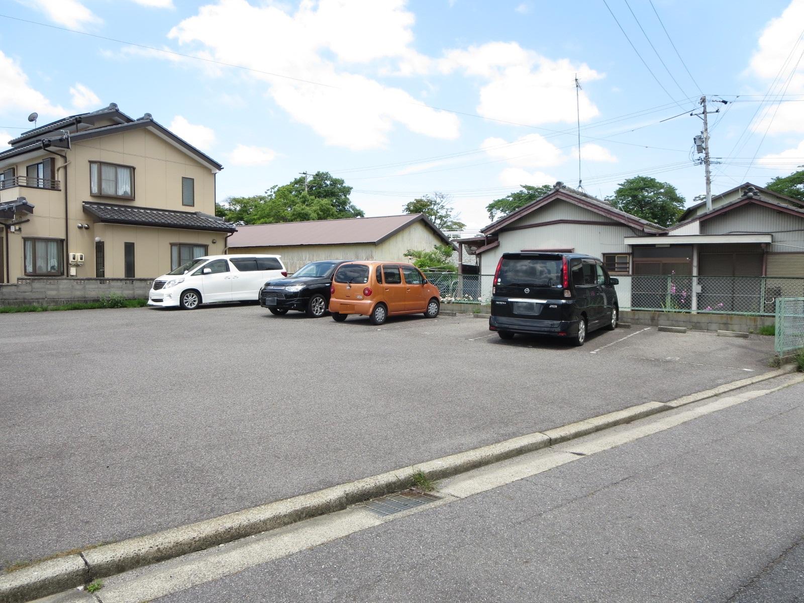 駐車場画像1枚目