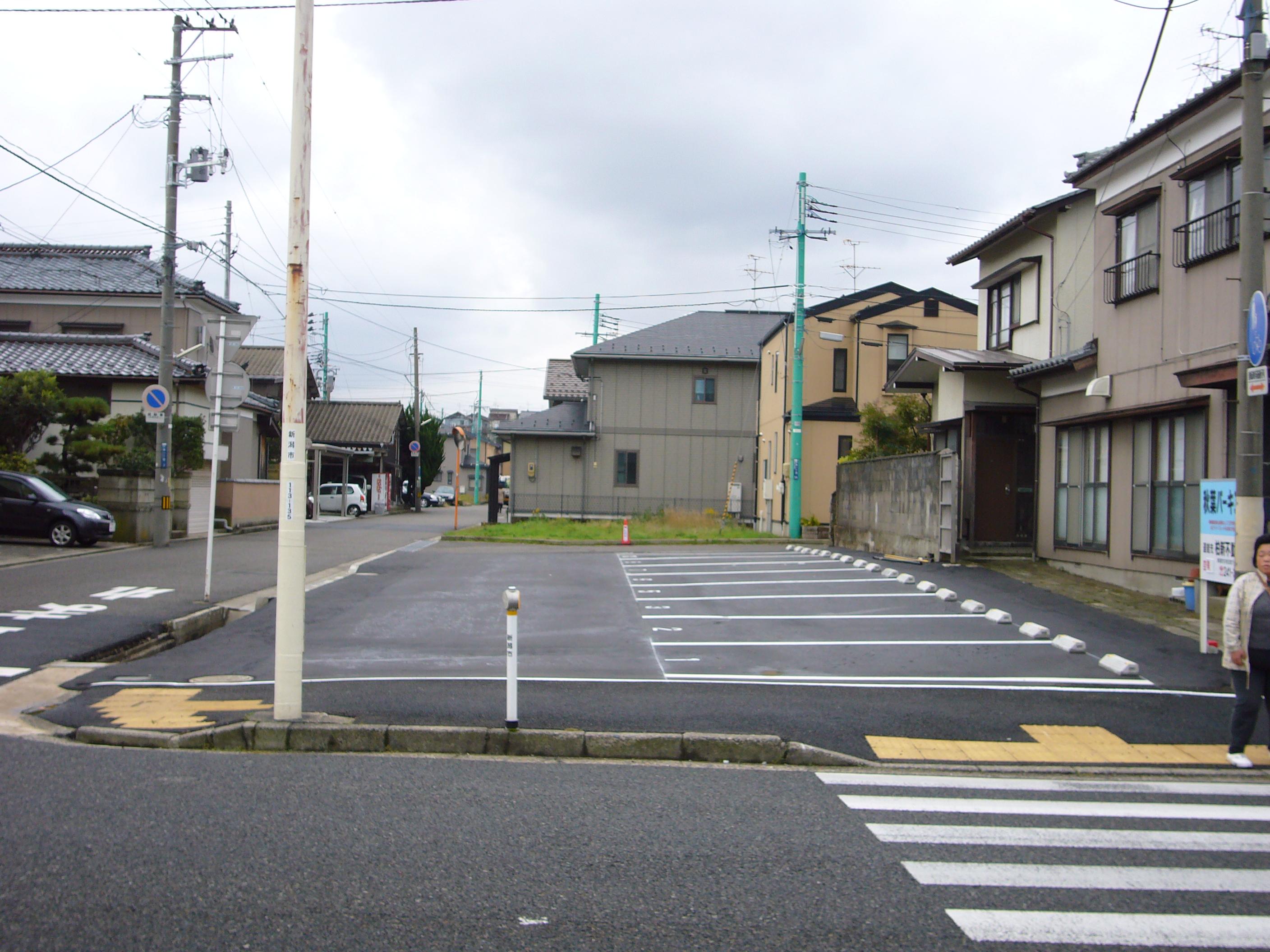 駐車場画像2枚目