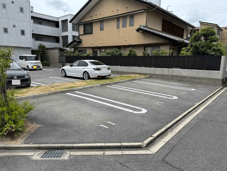 駐車場画像2枚目