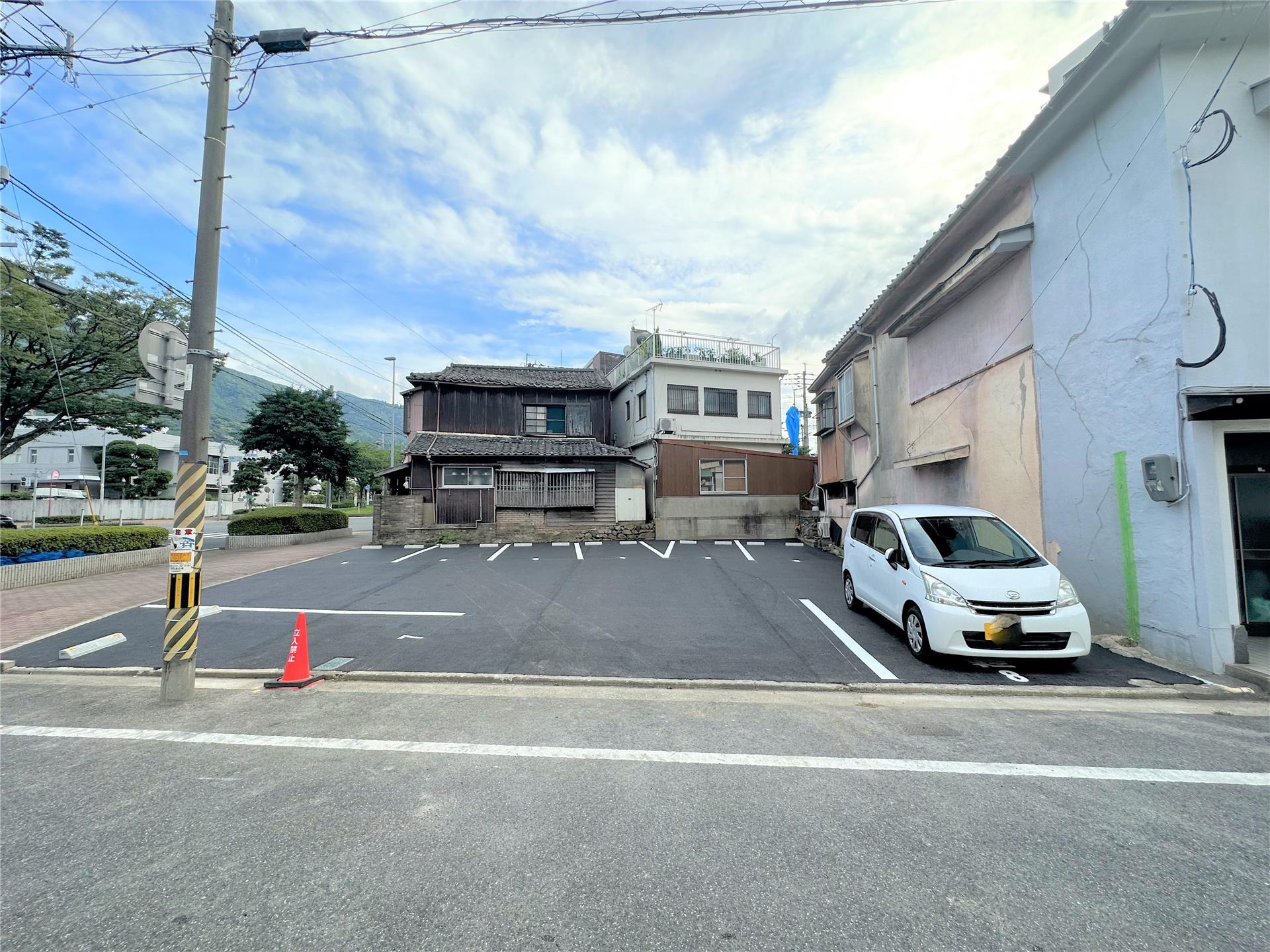 駐車場画像1枚目