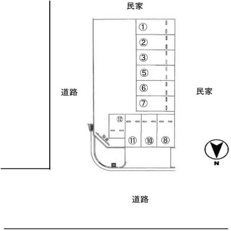 駐車場画像3枚目