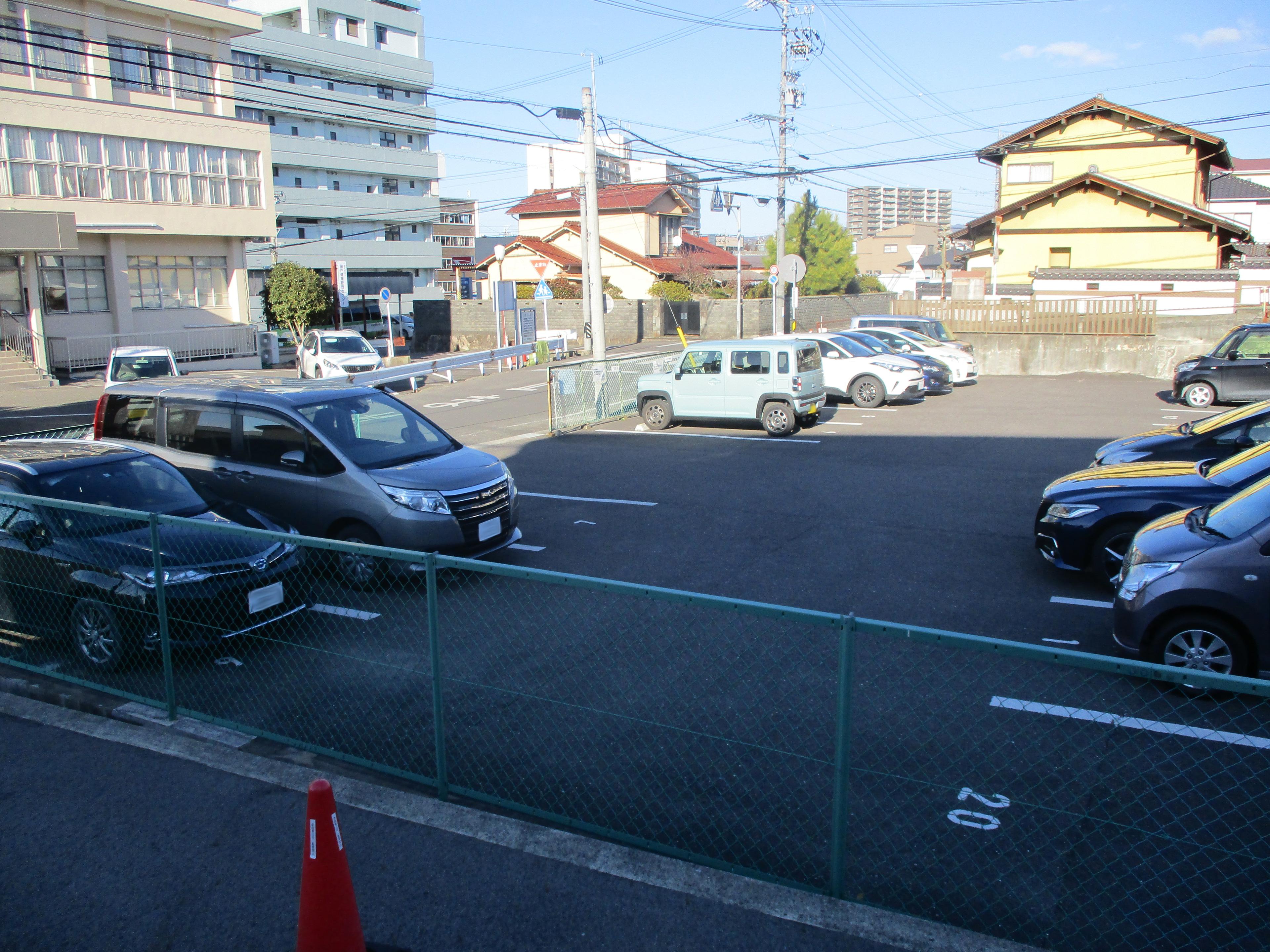 駐車場画像1枚目