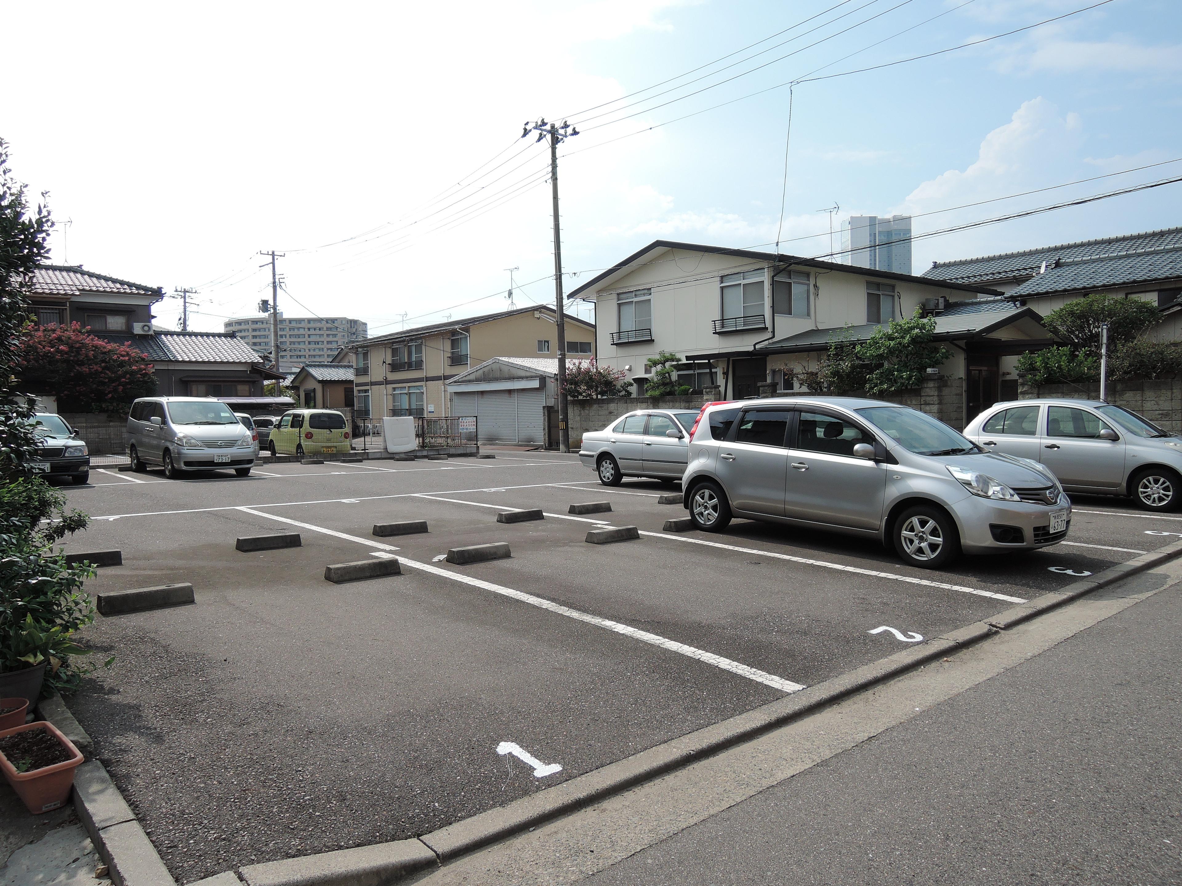 駐車場画像1枚目