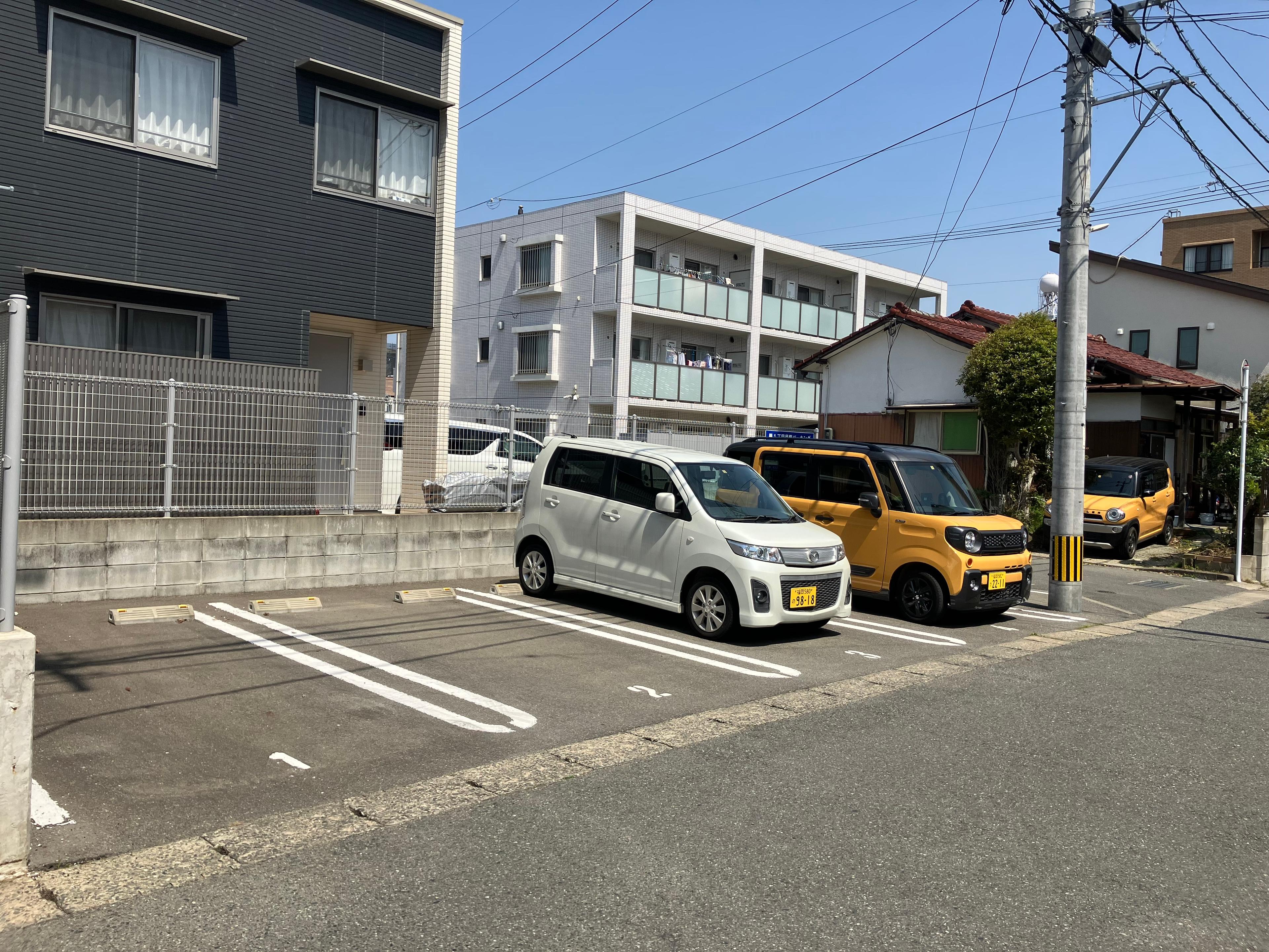 駐車場画像1枚目