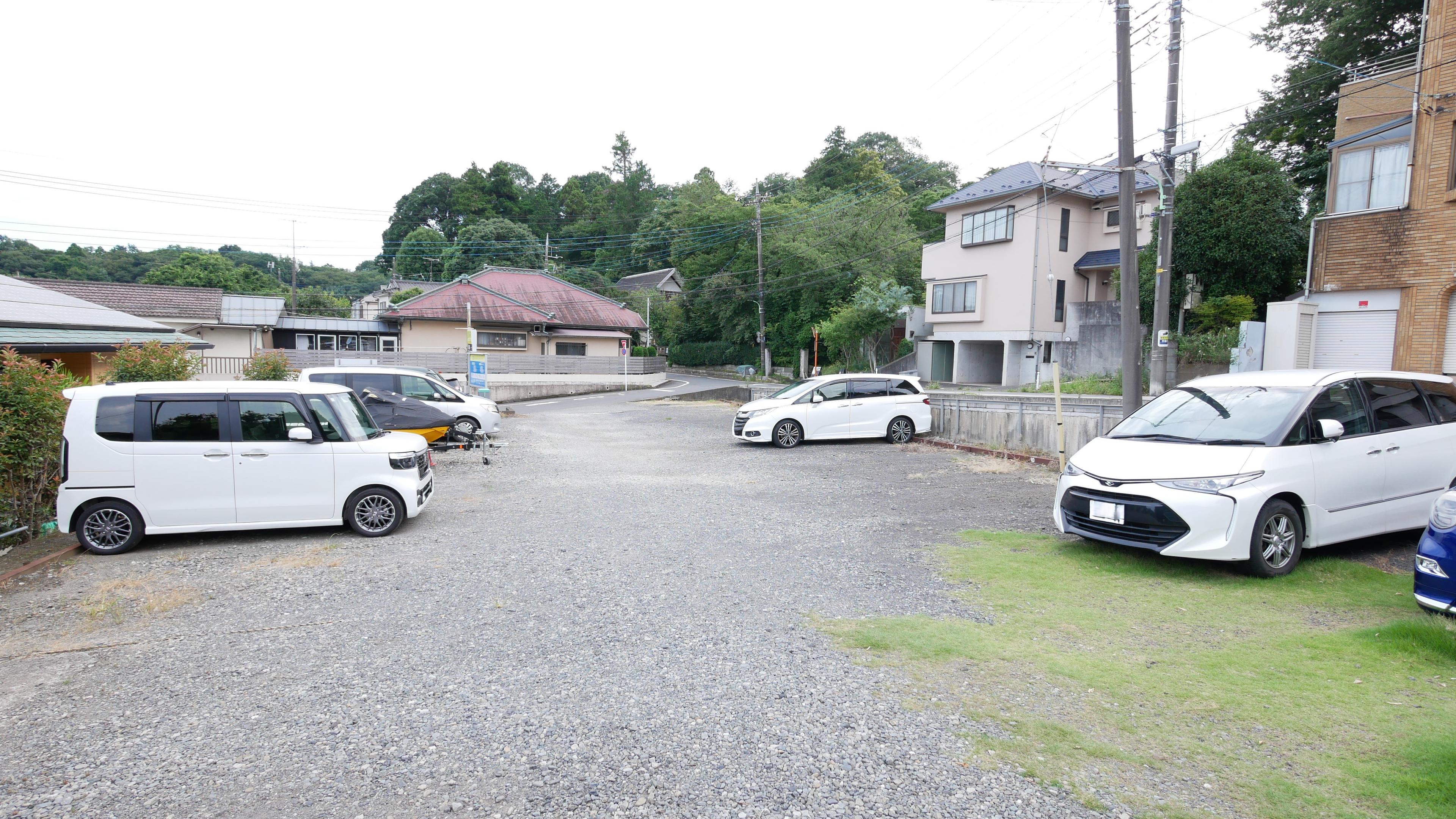 駐車場画像2枚目