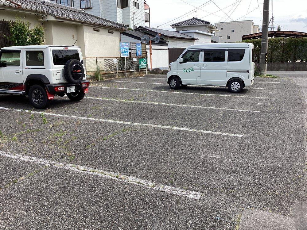 駐車場画像2枚目