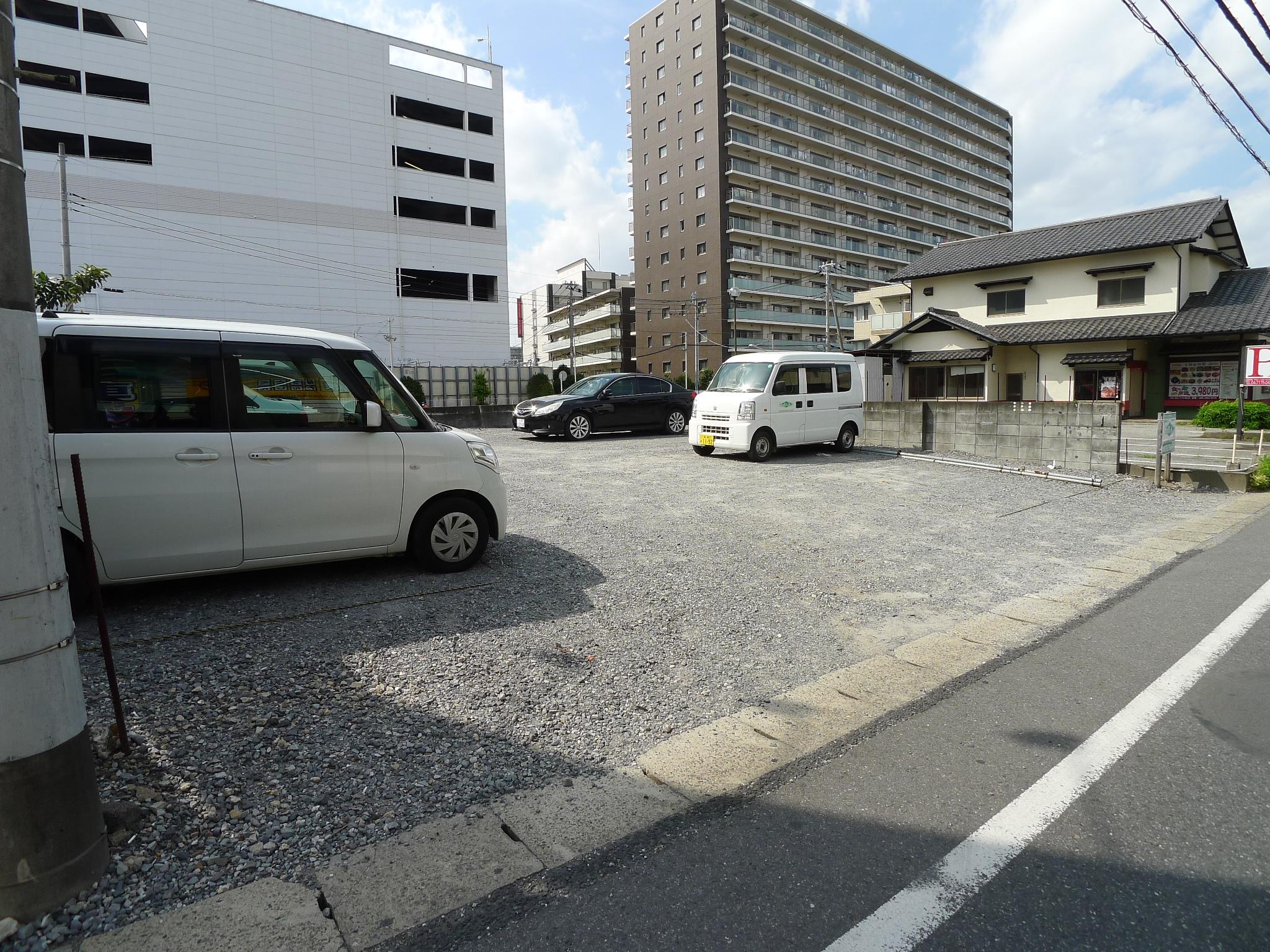 駐車場画像2枚目