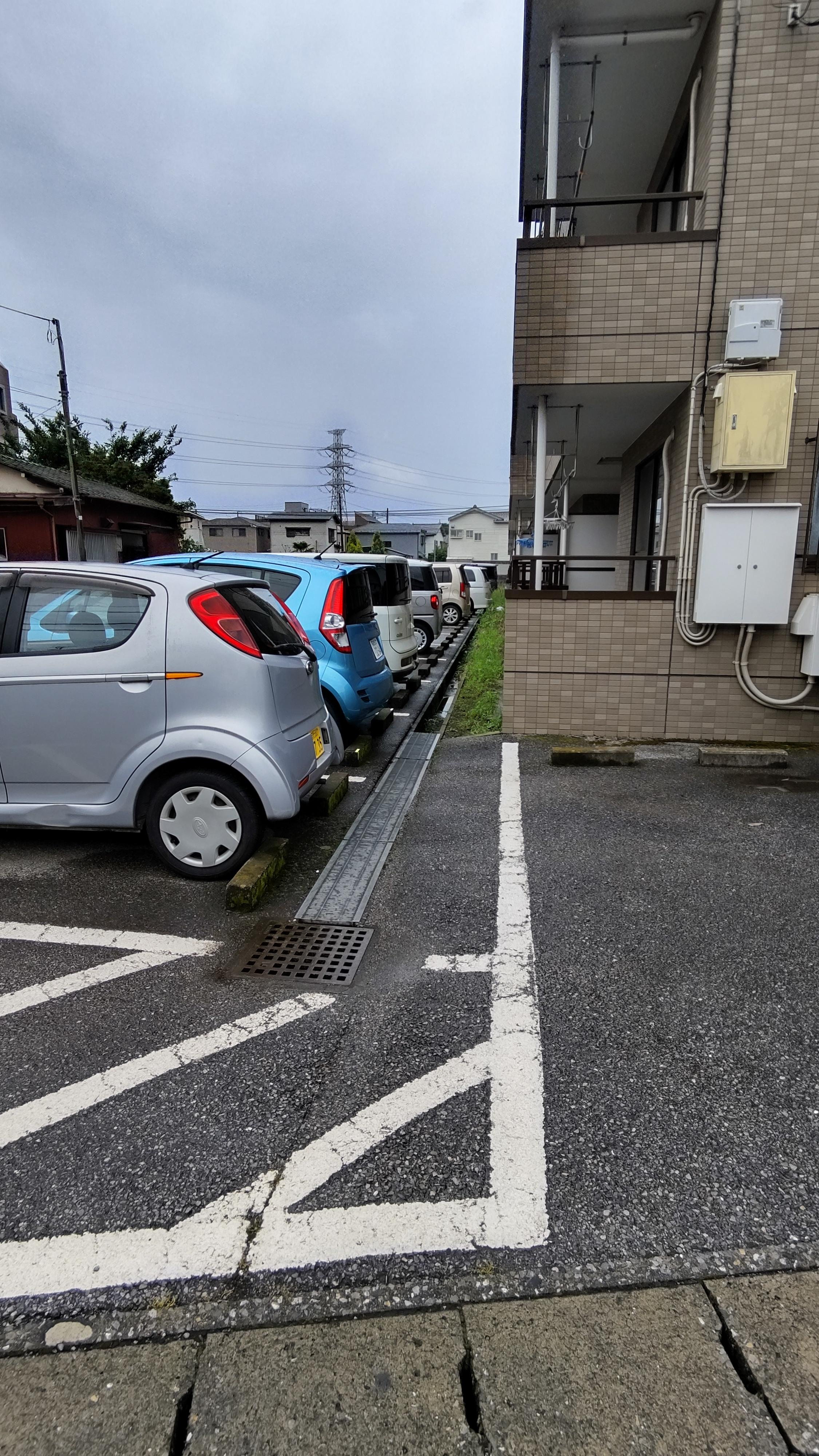 駐車場画像3枚目