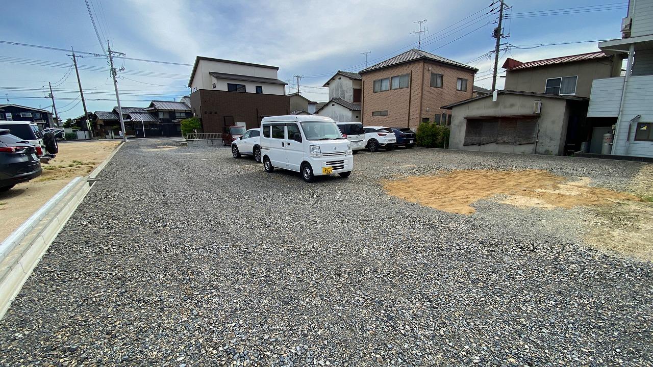 駐車場画像2枚目