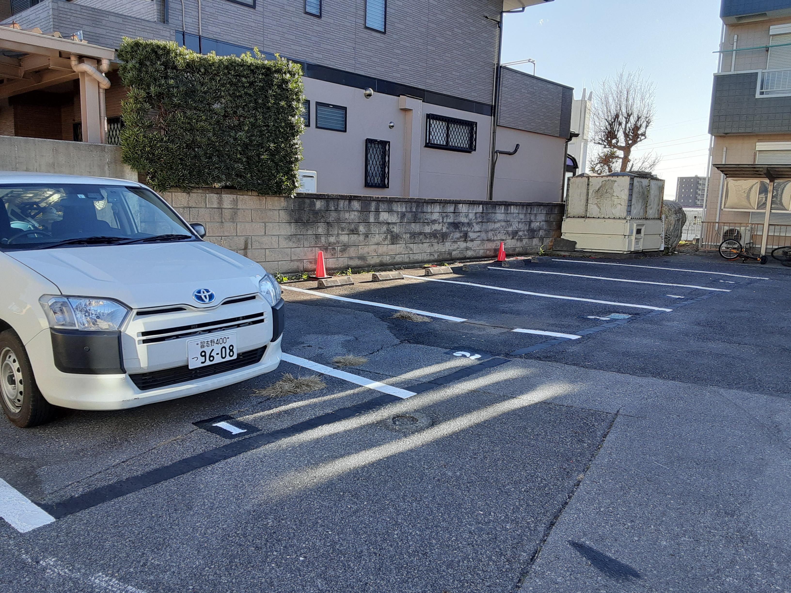 駐車場画像3枚目