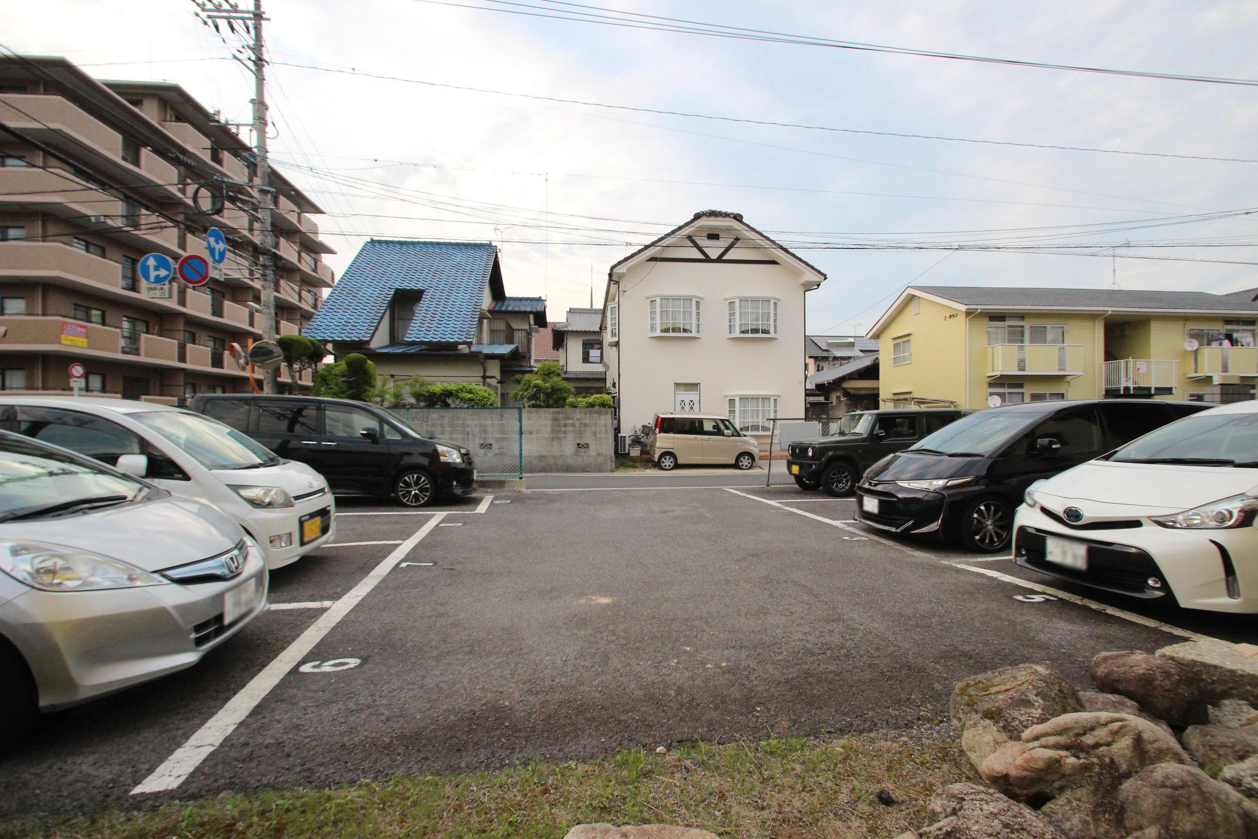 駐車場画像2枚目