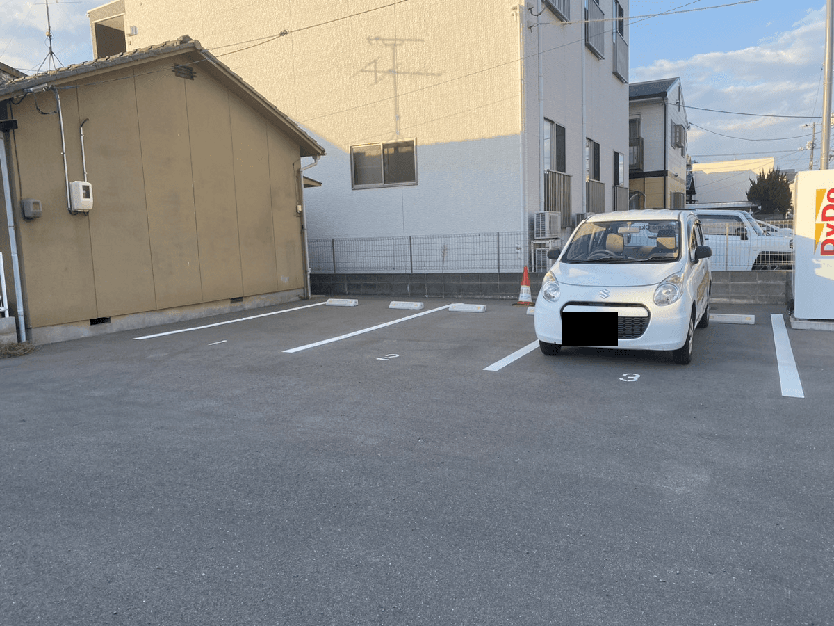 駐車場画像1枚目