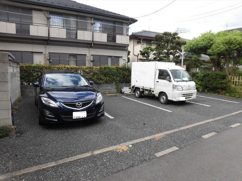 駐車場画像2枚目