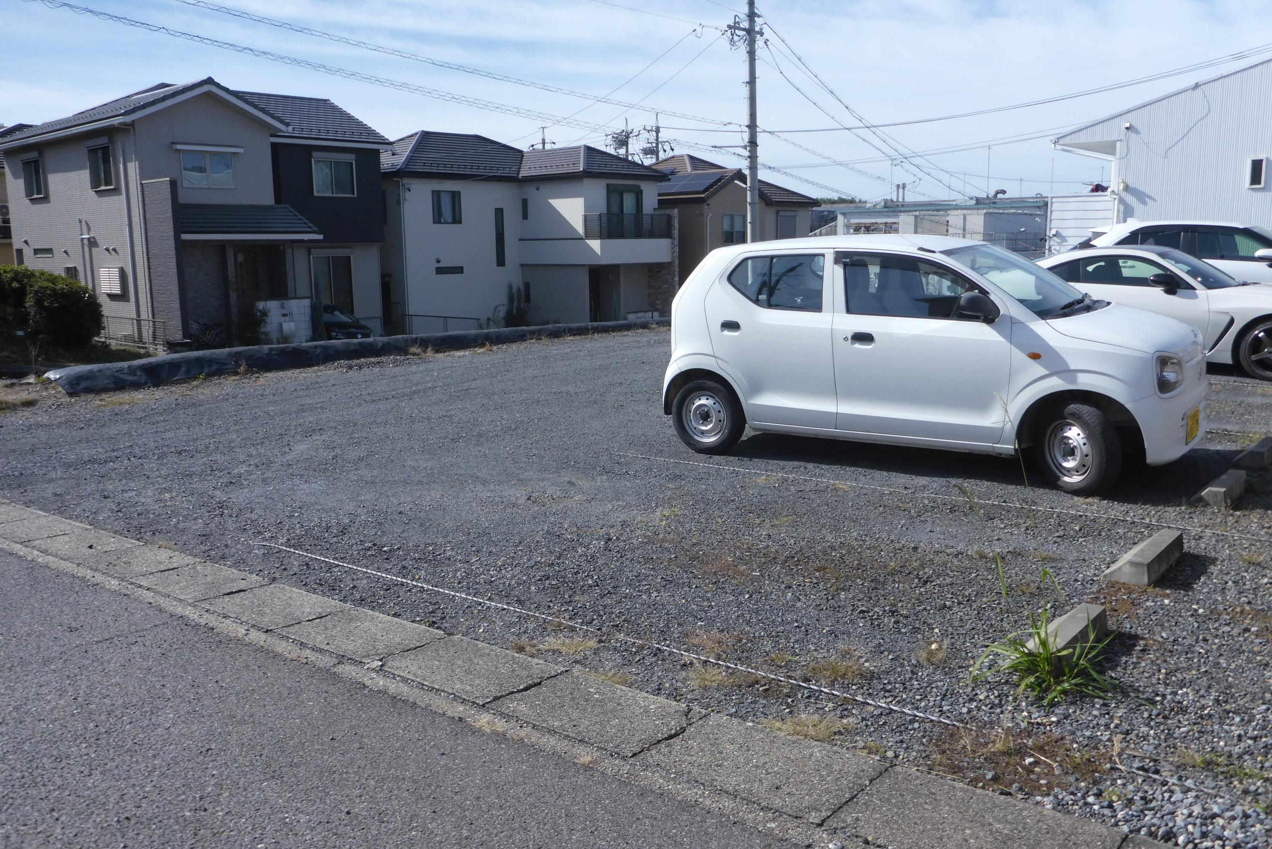 駐車場画像2枚目