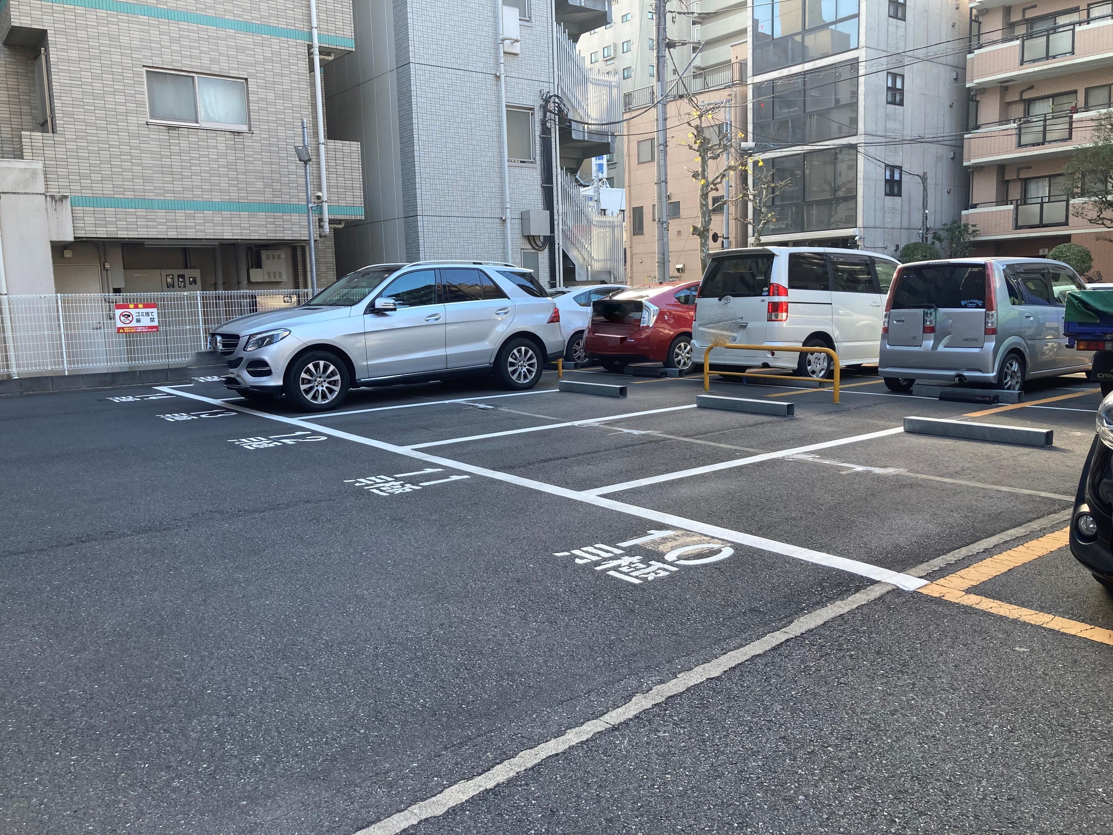 駐車場画像1枚目