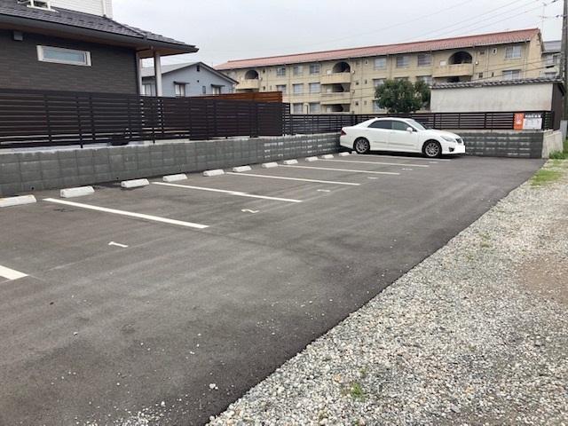 駐車場画像1枚目