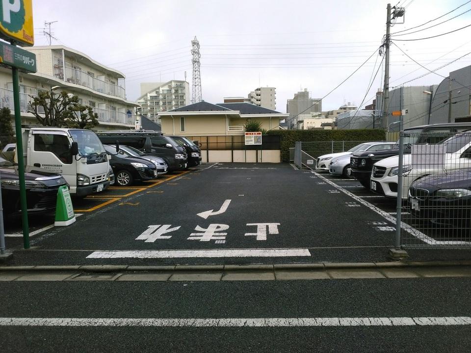 駐車場画像1枚目