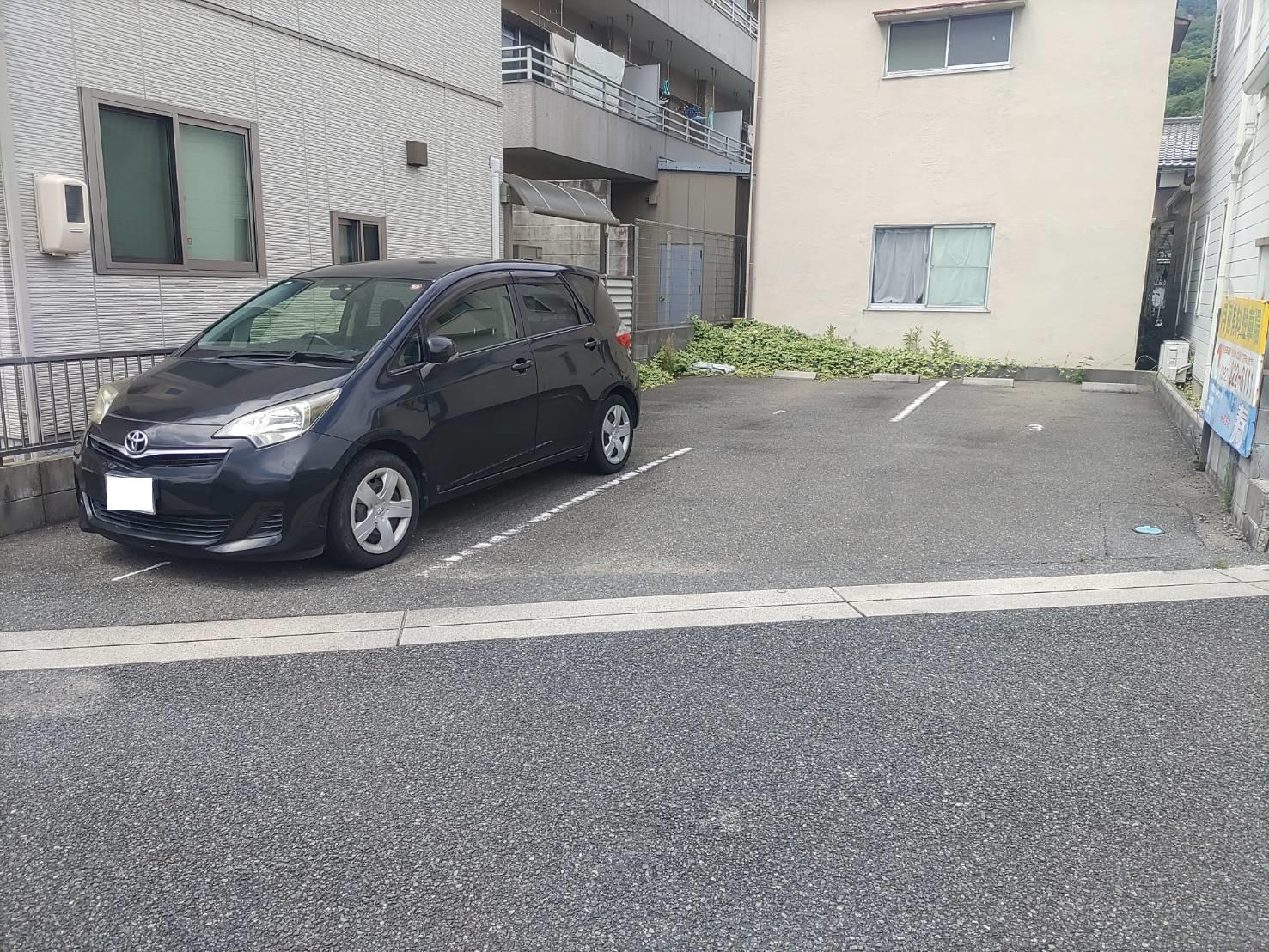 駐車場画像2枚目