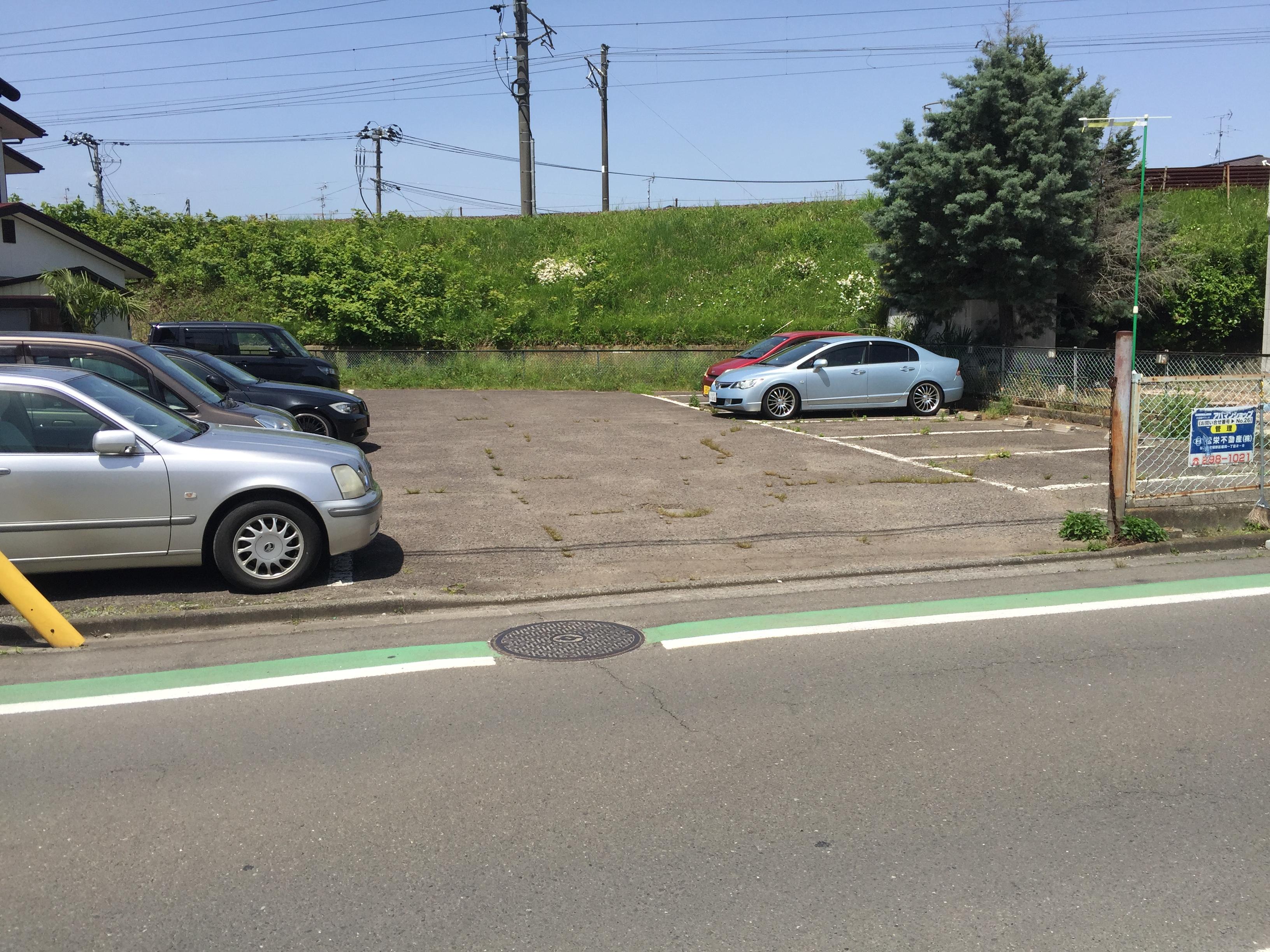 駐車場画像1枚目