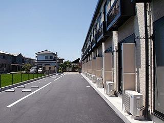 N&K(33403)の外観・駐車場イメージ1枚目