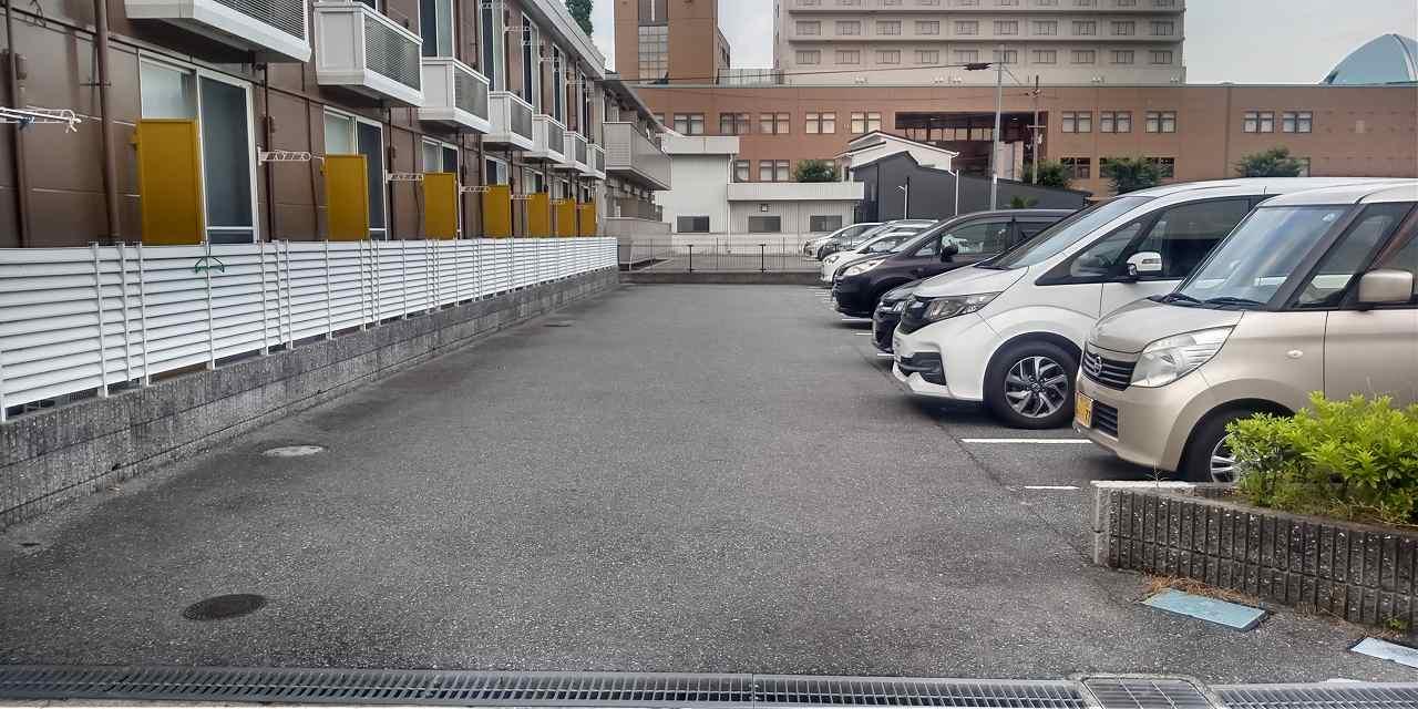 アドリア館(16123)の外観・駐車場イメージ1枚目