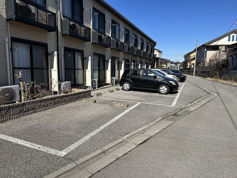 グリーンヒルズ(26789)の外観・駐車場イメージ1枚目