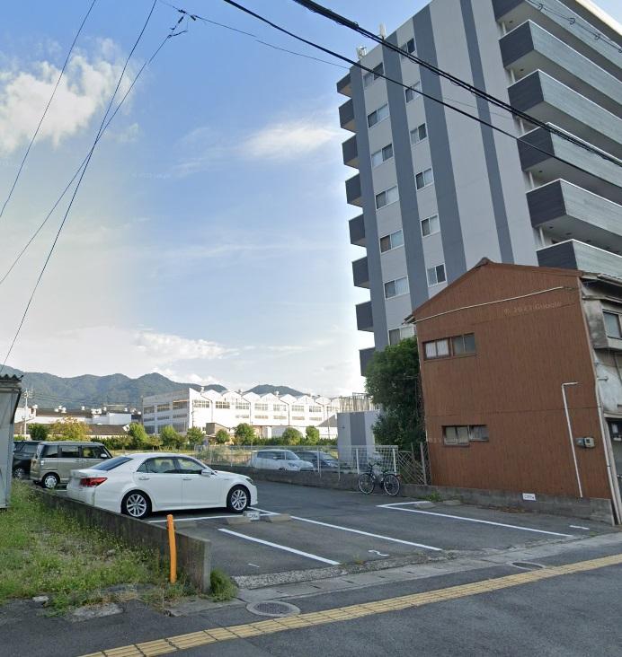 田中・高ガレージの外観・駐車場イメージ2枚目