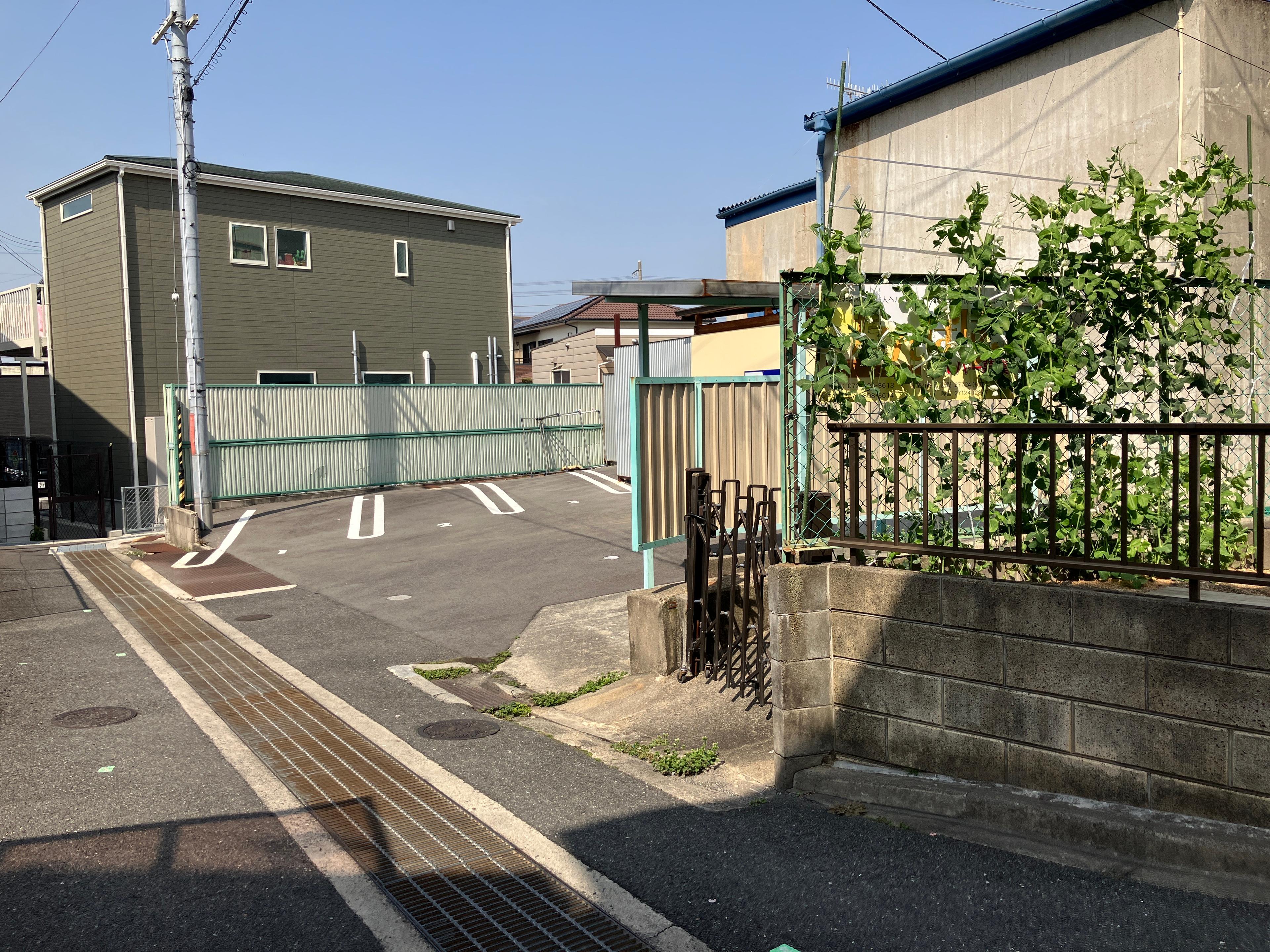 オカビル駐車場の外観・駐車場イメージ2枚目