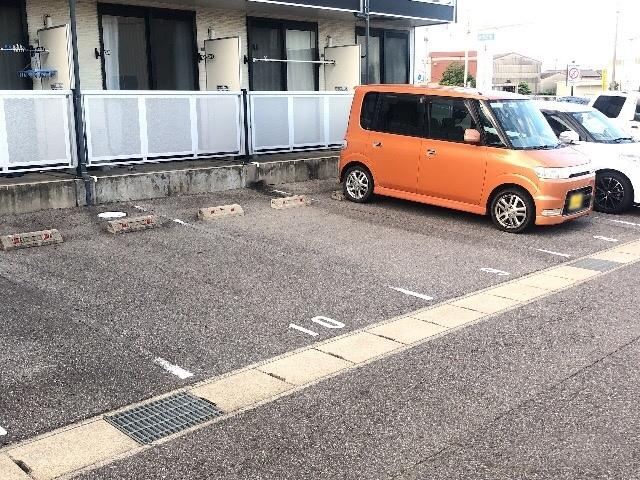 コモダ宇頭Ⅱ(41356)の外観・駐車場イメージ1枚目