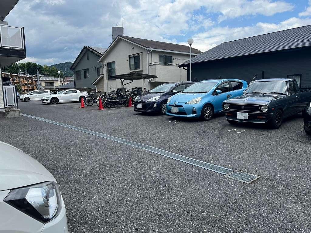 有朋(33711)の外観・駐車場イメージ1枚目