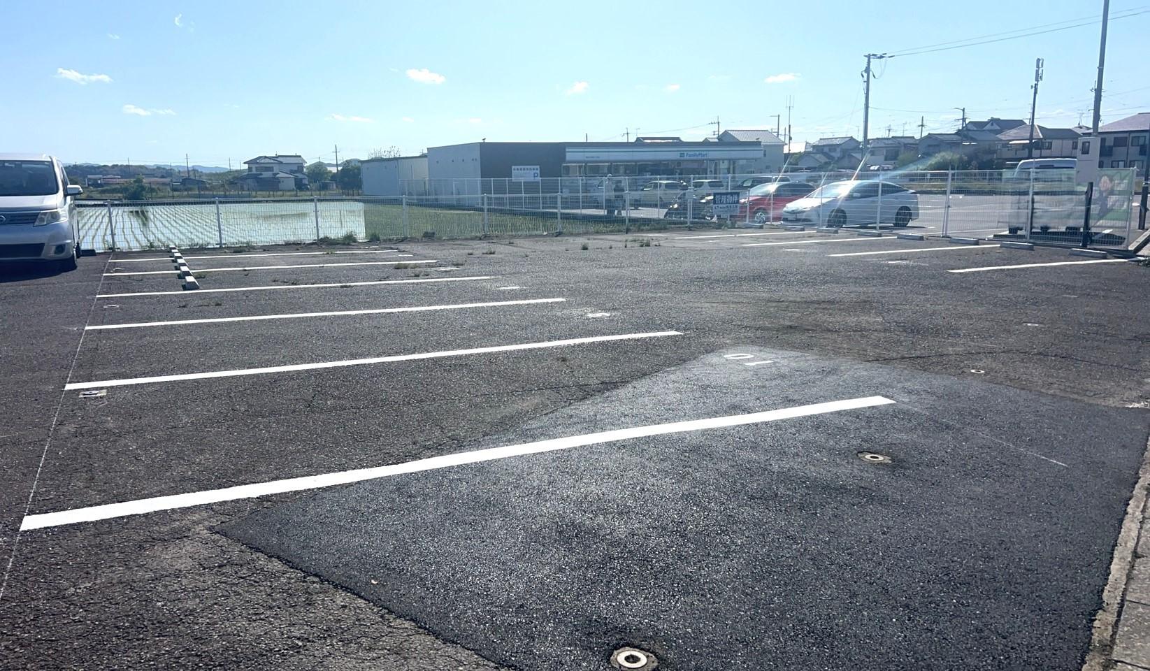 沖野5丁目 松吉パーキングの外観・駐車場イメージ1枚目