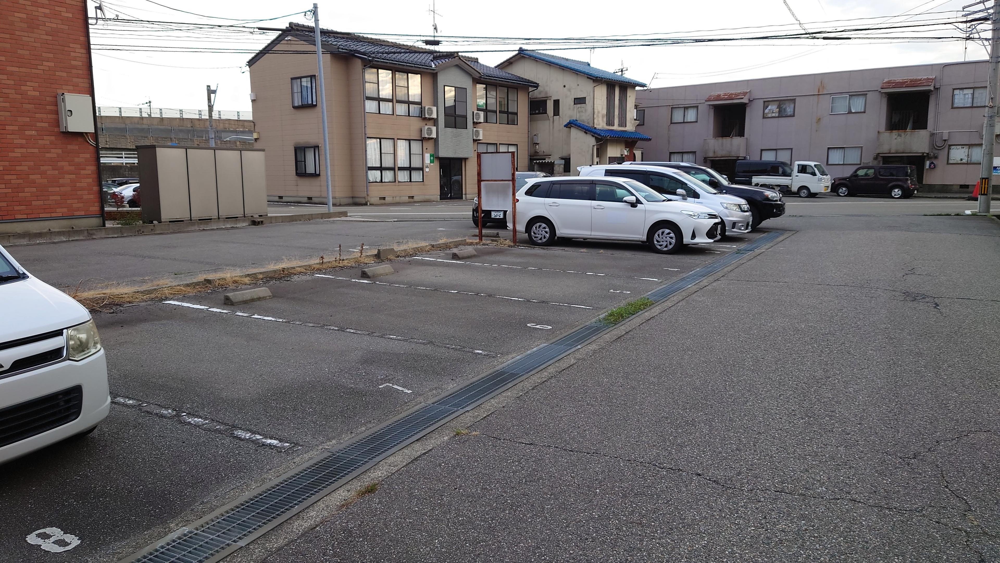 KJパーキングの外観・駐車場イメージ1枚目