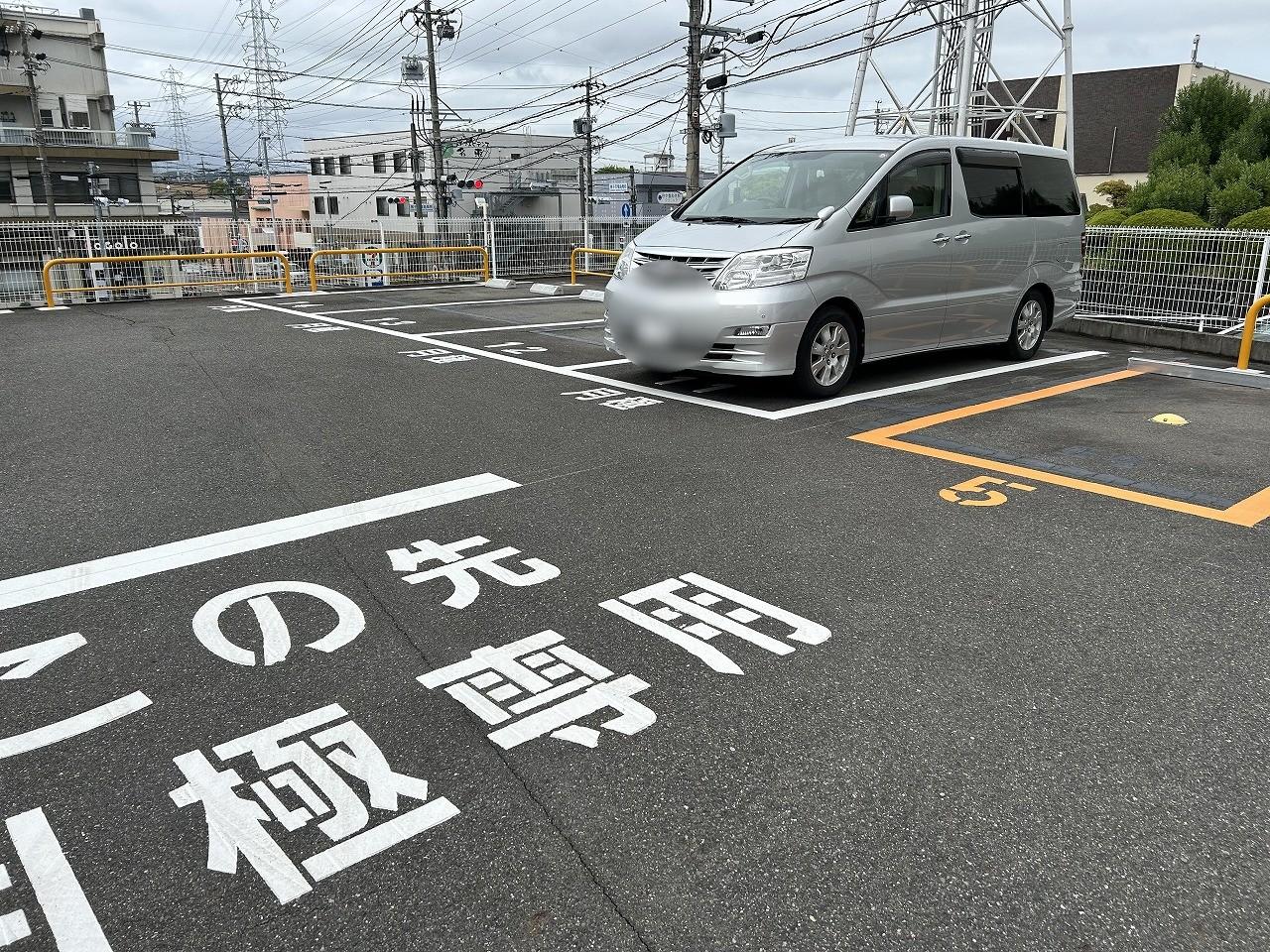 猪子石2丁目の外観・駐車場イメージ2枚目