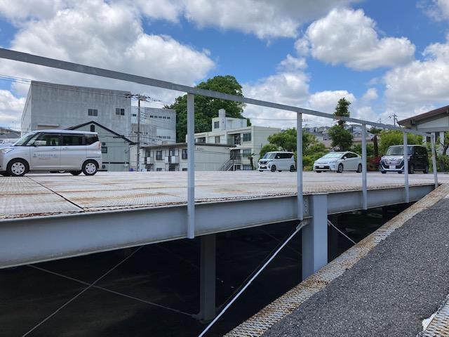 湘南ビル駐車場(2階)の外観・駐車場イメージ3枚目