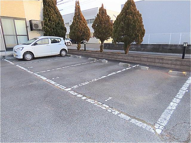 踏入(27209)の外観・駐車場イメージ1枚目