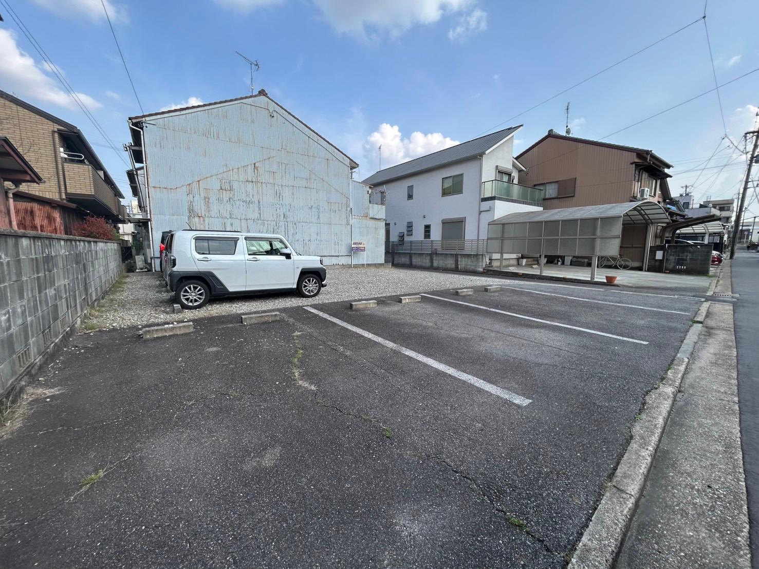 今泉駐車場の外観・駐車場イメージ2枚目