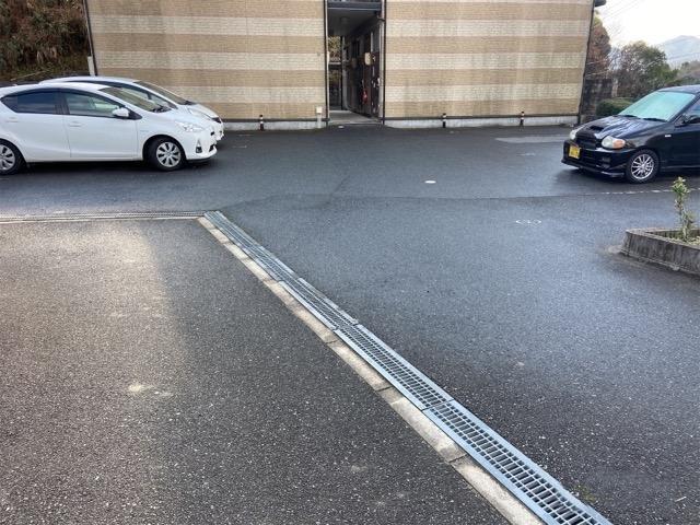 安東(30080)の外観・駐車場イメージ1枚目