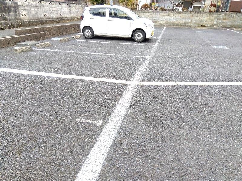 ピーチハウス(27438)の外観・駐車場イメージ1枚目