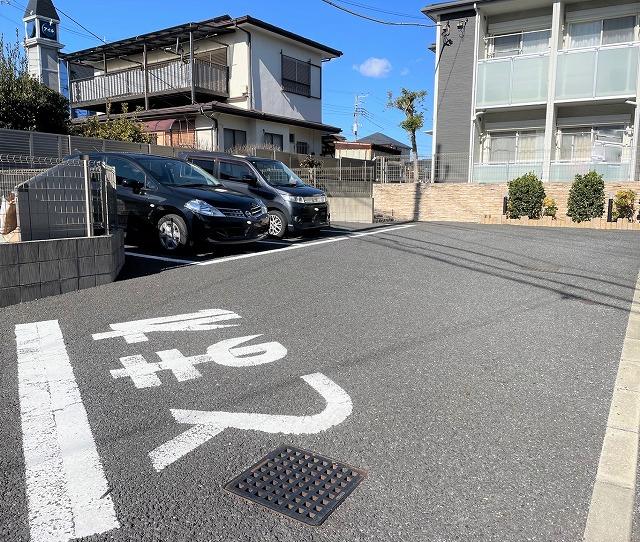 ブランドール(54585)の外観・駐車場イメージ1枚目