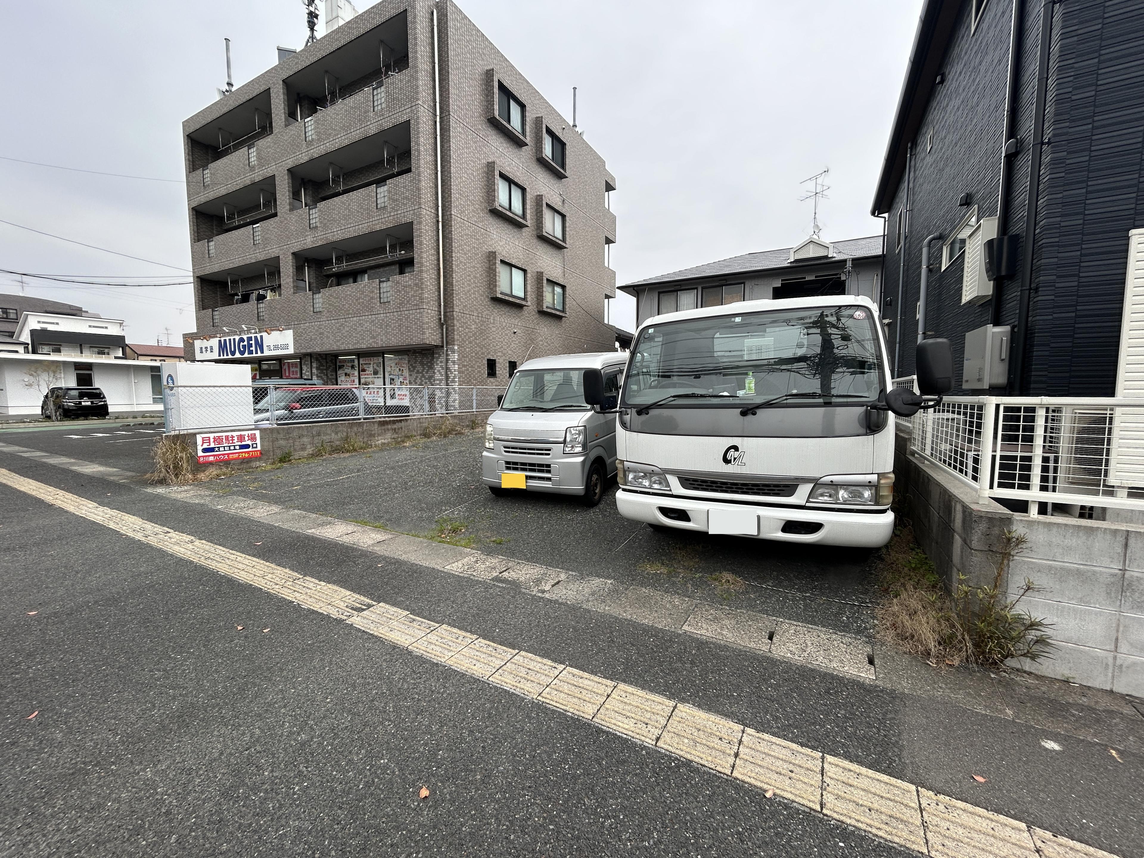大脇駐車場の外観・駐車場イメージ2枚目
