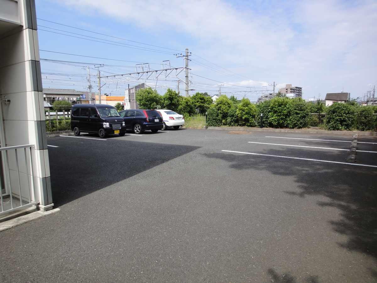 フォレット湘南(16044)の外観・駐車場イメージ1枚目