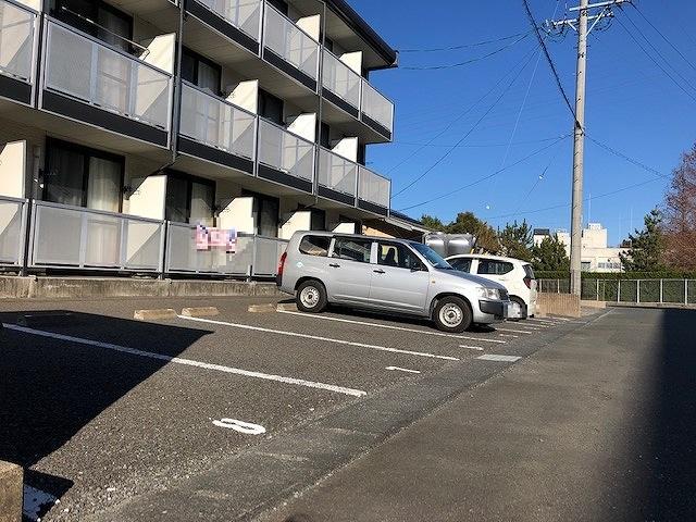 Lフェリース掛川(36047)の外観・駐車場イメージ1枚目