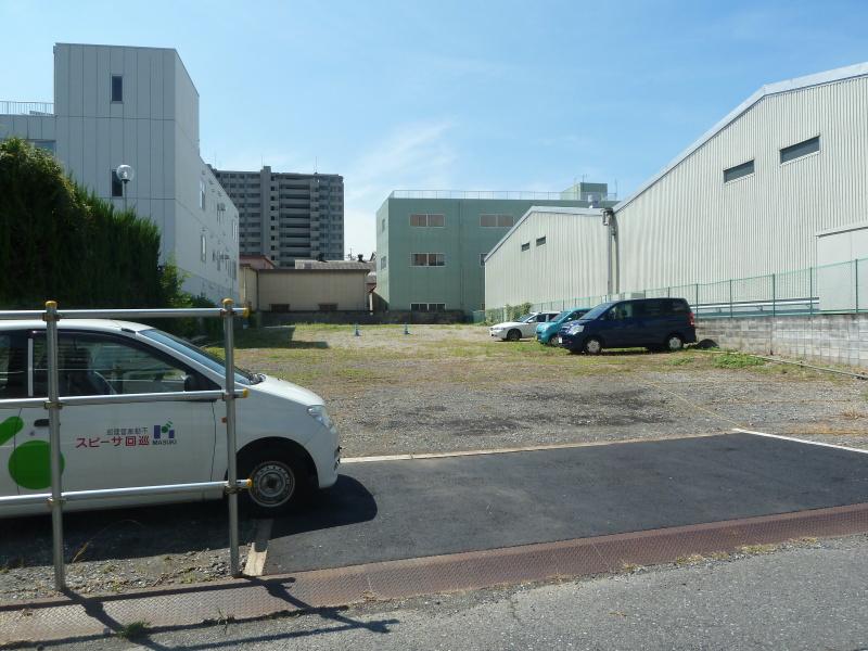 泉水2丁目駐車場の外観・駐車場イメージ2枚目