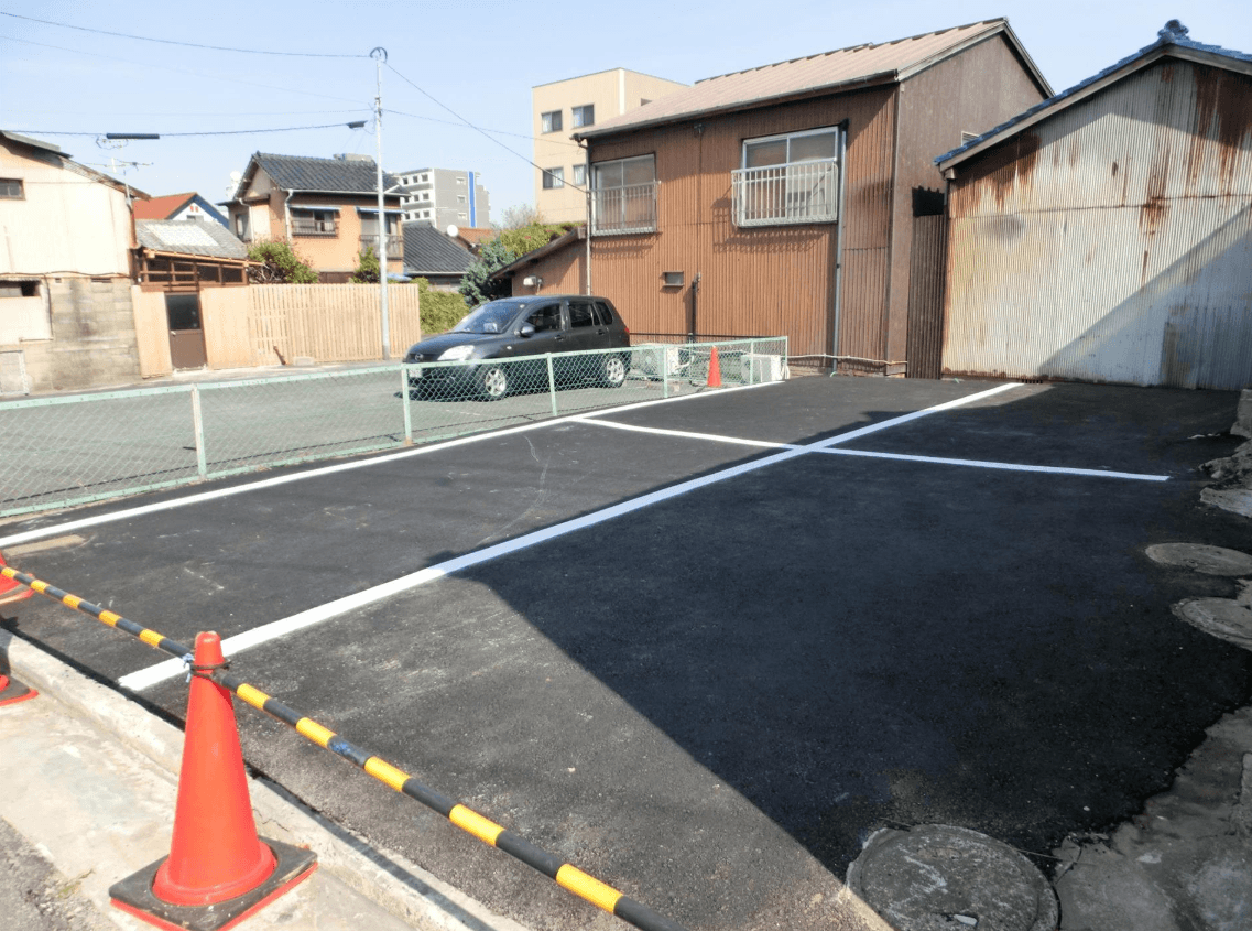 紅梅パーキングの外観・駐車場イメージ2枚目