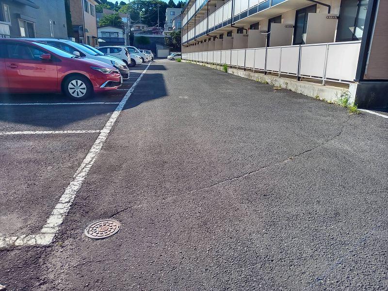 千秋(31534)の外観・駐車場イメージ1枚目