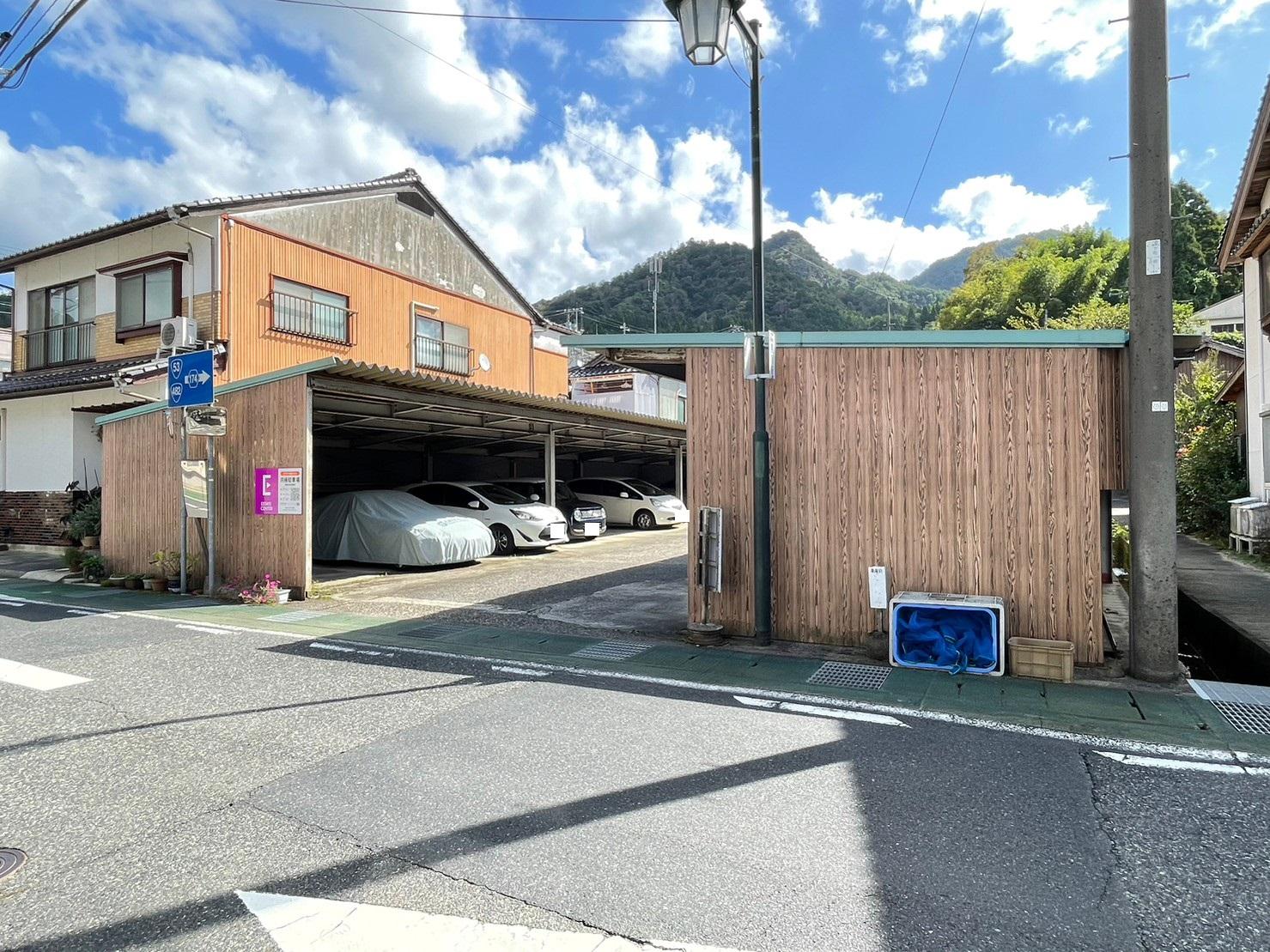 用瀬266駐車場の外観・駐車場イメージ1枚目