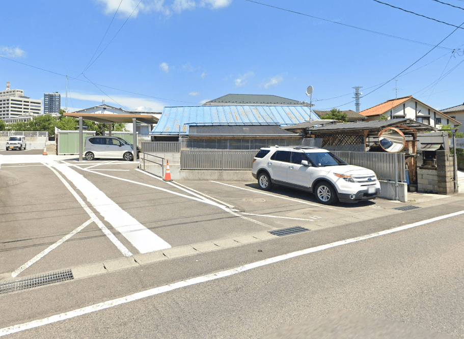 渡利城向第二駐車場の外観・駐車場イメージ1枚目