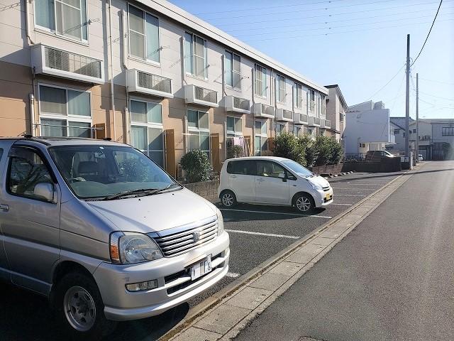 グリーン青毛(19978)の外観・駐車場イメージ1枚目