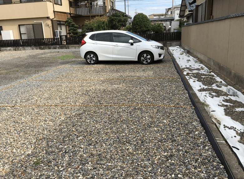 FKサンハイツ小牧原駐車場の外観・駐車場イメージ3枚目