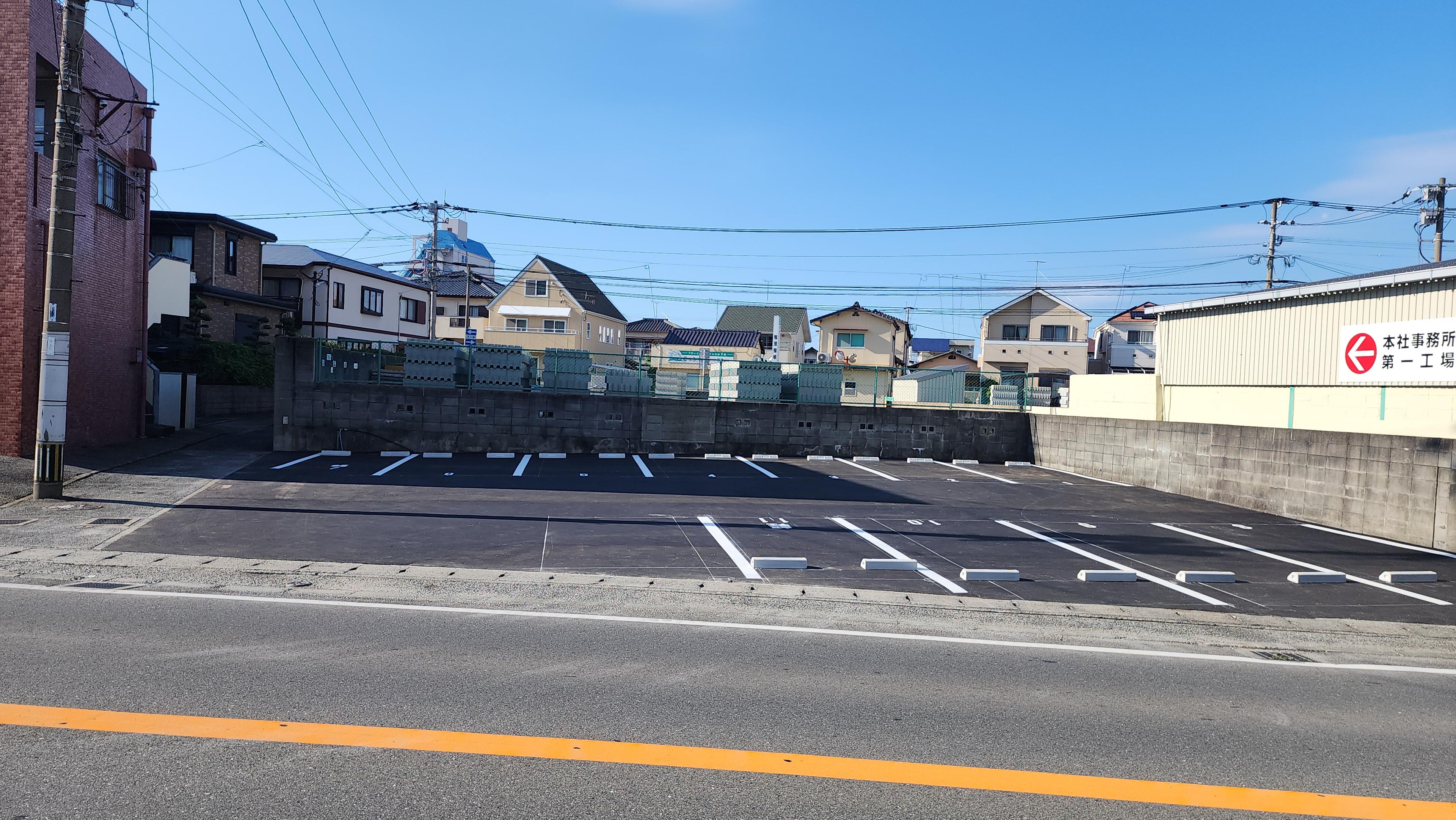 西村月極駐車場の外観・駐車場イメージ1枚目